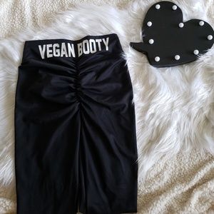 Vegan Booty scrunch booty leggings
